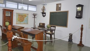 El instituto Gerald Brenan organiza una exposición dedicada a la escuela antigua