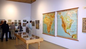 La exposición 'De la escuela al colegio' se plantea el reto de evolucionar a Museo Educativo pionero en Andalucía