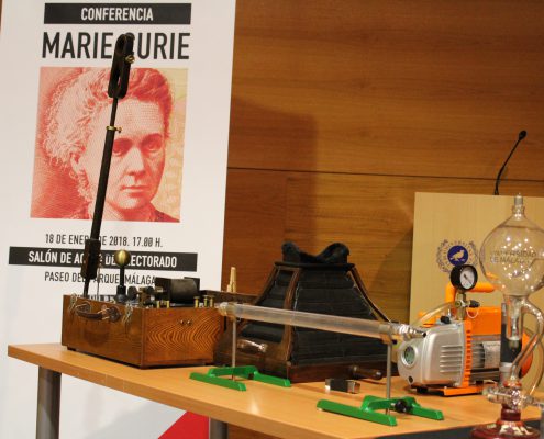 El Museo Andaluz de la Educación reivindica el impacto social del trabajo de Marie Curie