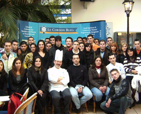 Patricia Santos con sus alumnos