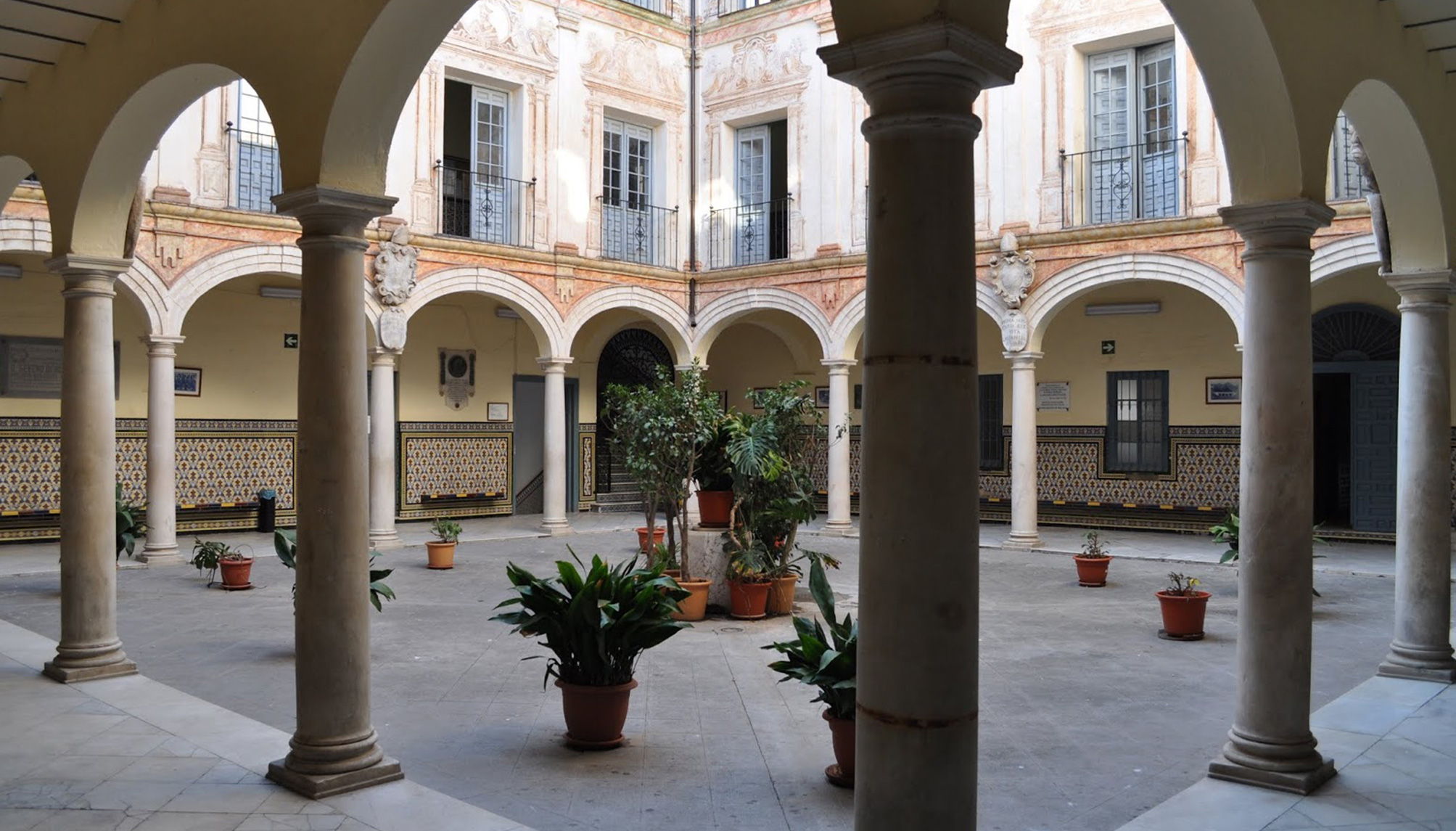 Patio de Columnas IES Vicente Espinel (Málaga)