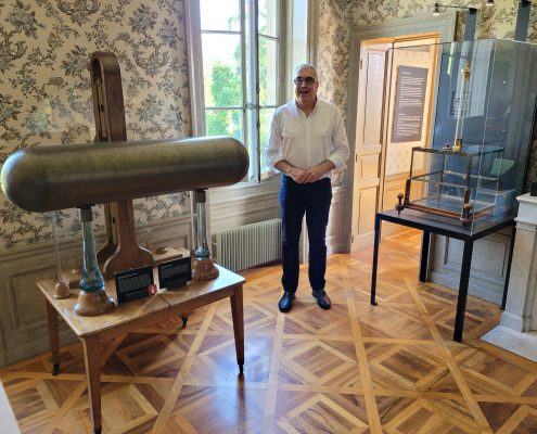 El comisario del MAE visita el Musée d’Histoire des Sciences de Ginebra