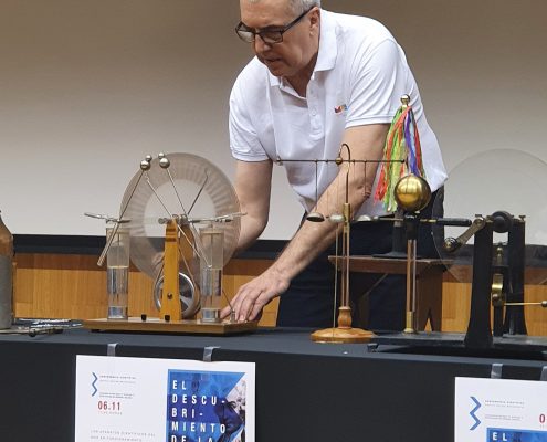 Éxito de participación en la conferencia científica del MAE en el País Vasco