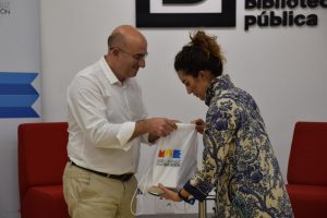 Coloquio con Lucía Velasco