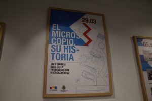 El microscopio protagoniza la nueva exposición del MAE