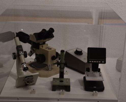 El microscopio protagoniza la nueva exposición del MAE