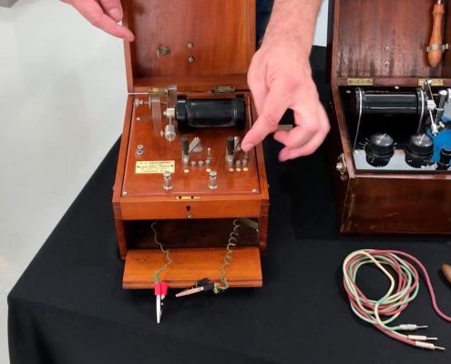Patrimonio científico del MAE - Colección de aparatos de electroterapia