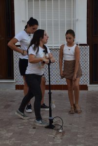 El MAE celebra su taller de ciencia para toda la familia en la plaza de Santa Ana