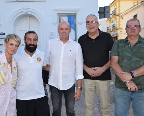 El MAE celebra su taller de ciencia para toda la familia en la plaza de Santa Ana