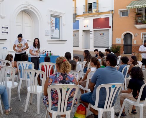 El MAE celebra su taller de ciencia para toda la familia