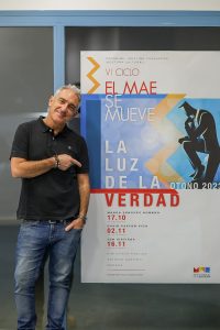 El periodista Jon Sistiaga clausura el VI ciclo 'El MAE se mueve'