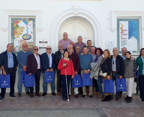 El MAE recibe la visita de un grupo de antiguos seminaristas