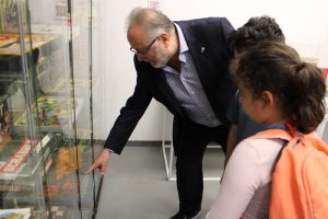 El MAE inaugura la exposición 'Jugando en familia', todo un paseo lúdico y nostálgico