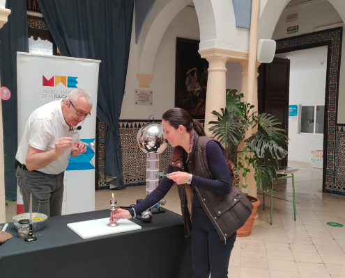 conferencia-MAE-ies-aguilar-eslava-cabra-cordoba-06