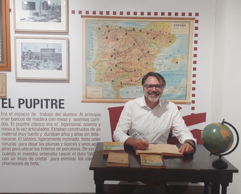 Fundación Victoria y el MAE sientan las bases para una colaboración educativa Fundación Victoria y el MAE sientan las bases para una colaboración educativa
