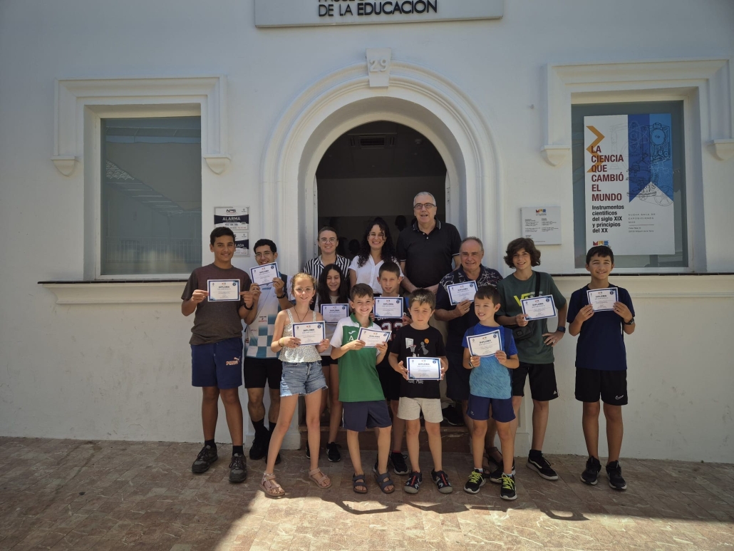 curso-ajedez-de-verano-mae